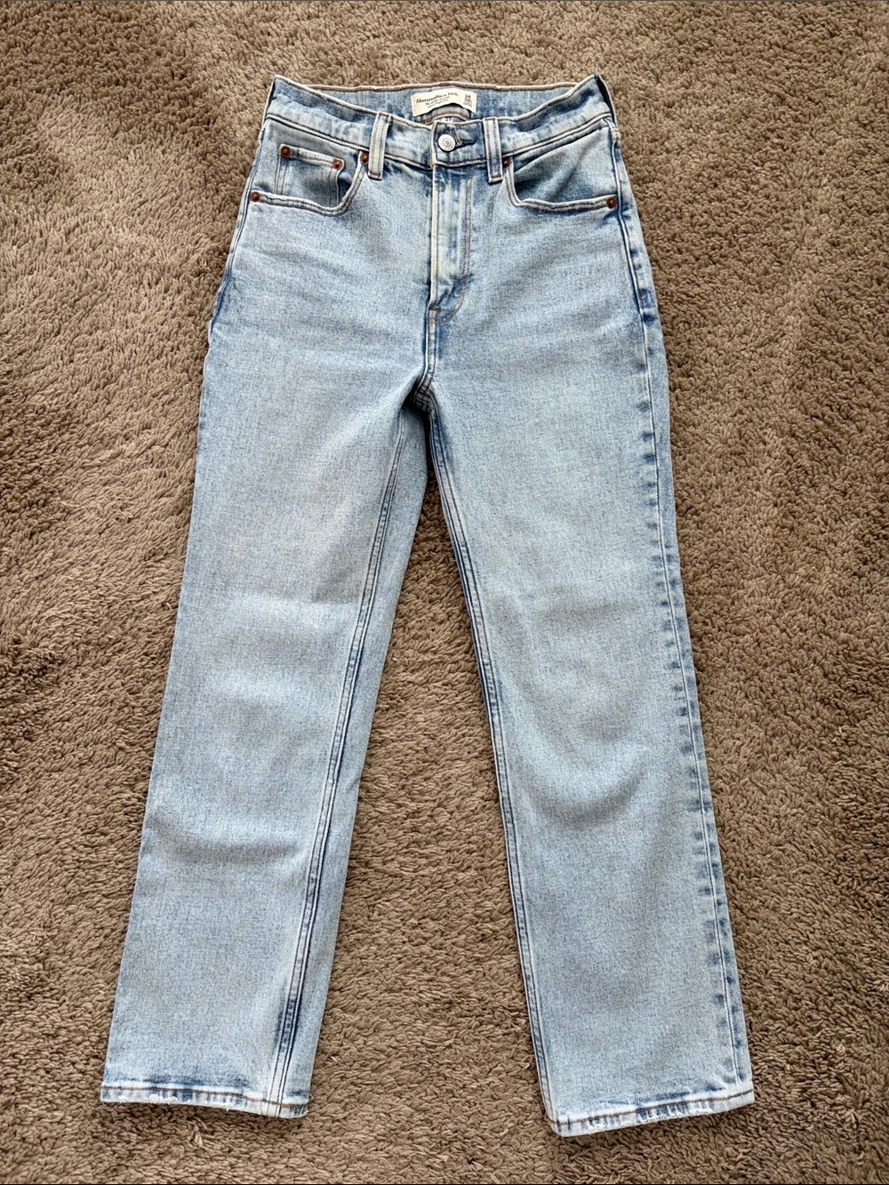 Abercrombie & Fitch the ankle straight jeans